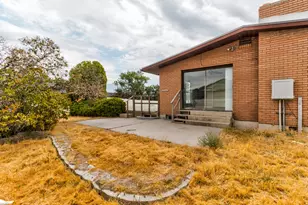 6773 S 1300 W, West Jordan, UT 84084 - Photo 25