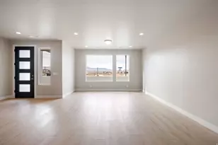 716 W Coast Line Pl, Saint George, UT 84790 - Photo 5