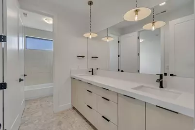 13084 S Jj Farms Ln W, Herriman, UT 84096 - Photo 15