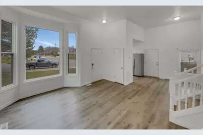 5773 S 3850 W, Roy, UT 84067 - Photo 3