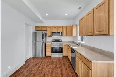 5059 W Red Shale Rd S, Herriman, UT 84096 - Photo 9