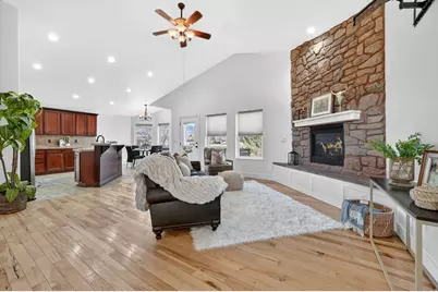 209 Main St, Henefer, UT 84033 - Photo 11