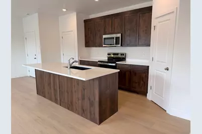 844 S 200 E #4-201, Spanish Fork, UT 84660 - Photo 7