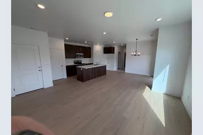 844 S 200 E #4-201, Spanish Fork, UT 84660 - Photo 3