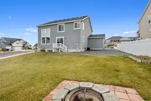 1156 W Zenith Circle, Saratoga Springs, UT 84045 - Photo 31