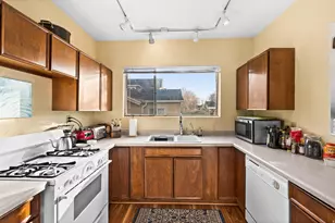 1476 S 300 E, Salt Lake City, UT 84115 - Photo 27