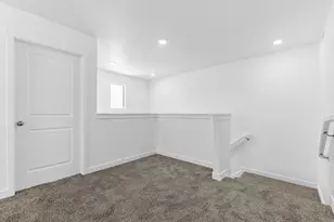 233 E Levengrove Dr, Lehi, UT 84048 - Photo 3