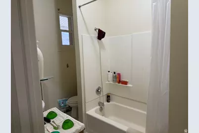 246 N 200 E, Provo, UT 84606 - Photo 17
