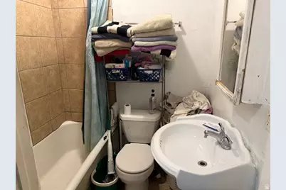 246 N 200 E, Provo, UT 84606 - Photo 25