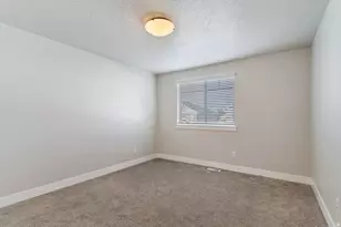 1161 W 325 N, Clearfield, UT 84015 - Photo 17