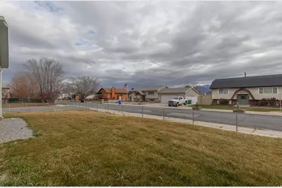 3887 W 8700 S, West Jordan, UT 84088 - Photo 25