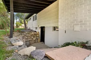 299 E 4000 N, Provo, UT 84604 - Photo 25