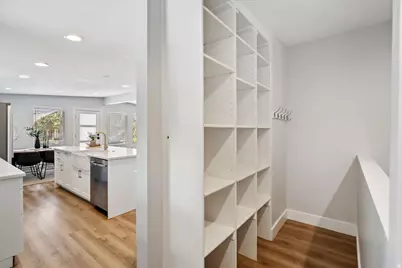 299 E 4000 N, Provo, UT 84604 - Photo 13