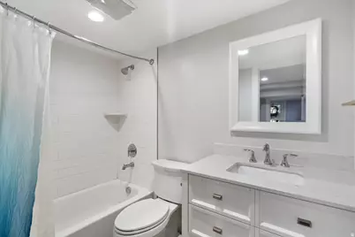 299 E 4000 N, Provo, UT 84604 - Photo 33