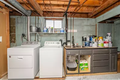 4663 S 200 E, Washington Terrace, UT 84405 - Photo 23