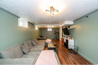 4663 S 200 E, Washington Terrace, UT 84405 - Photo 21