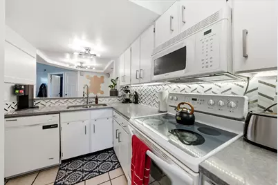 1406 W Beacon Hill Dr, Taylorsville, UT 84123 - Photo 7