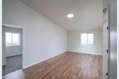 546 N 1100 W, Salt Lake City, UT 84116 - Photo 15