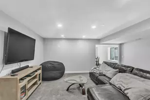 9732 S Caldera Ln, South Jordan, UT 84095 - Photo 31