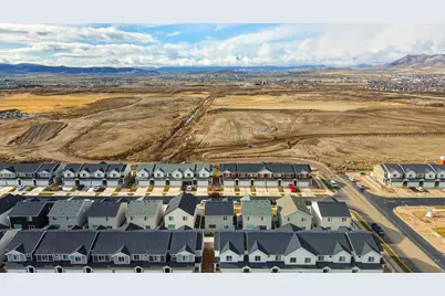 522 N Scuttlebutt Ln, Saratoga Springs, UT 84045 - Photo 37