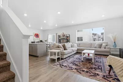 522 N Scuttlebutt Ln, Saratoga Springs, UT 84045 - Photo 9