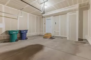 981 W Cyan Valley Way, Bluffdale, UT 84065 - Photo 15