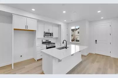 12671 S Glacier Trail Ln #131, Herriman, UT 84096 - Photo 3