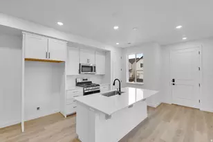 12671 S Glacier Trail Ln, Herriman, UT 84096 - Photo 3