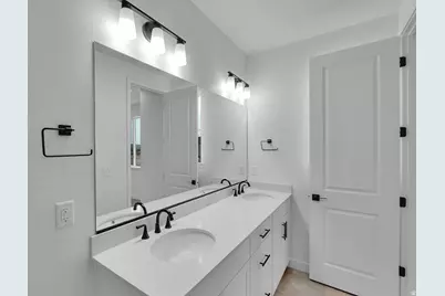 12671 S Glacier Trail Ln #131, Herriman, UT 84096 - Photo 9
