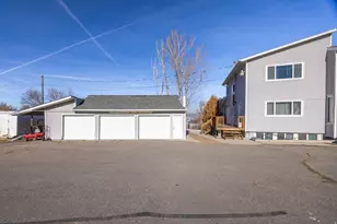 415 E Panoramic Dr N, Hyrum, UT 84319 - Photo 45