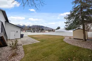 11446 S Sandy Creek Dr E, Sandy, UT 84094 - Photo 45