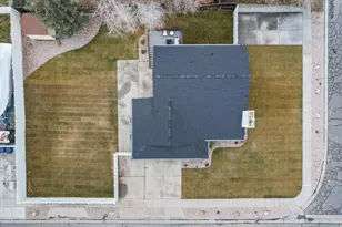 11446 S Sandy Creek Dr E, Sandy, UT 84094 - Photo 47