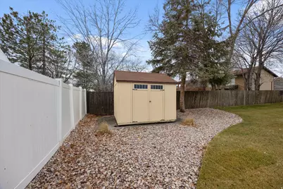 11446 S Sandy Creek Dr E, Sandy, UT 84094 - Photo 43