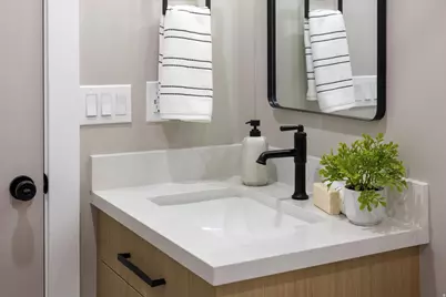 11446 S Sandy Creek Dr E, Sandy, UT 84094 - Photo 21