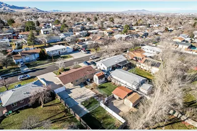 4279 S 4900 W, West Valley, UT 84120 - Photo 41