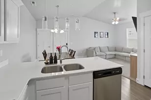 1816 W Eaglewood Dr, Saratoga Springs, UT 84045 - Photo 9