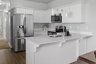 1816 W Eaglewood Dr, Saratoga Springs, UT 84045 - Photo 7