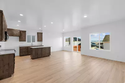 2271 E 400 N #32, Spanish Fork, UT 84660 - Photo 3