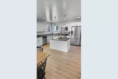 153 N Valcrest Dr, Saratoga Springs, UT 84045 - Photo 5