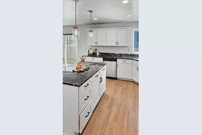 153 N Valcrest Dr, Saratoga Springs, UT 84045 - Photo 21