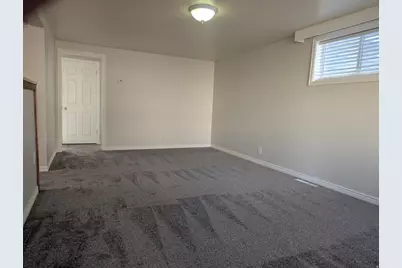 618 Valeria Dr, Layton, UT 84041 - Photo 9