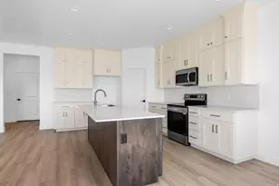 2283 E 400 N, Spanish Fork, UT 84660 - Photo 3