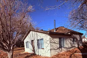 50 S 400 E, Myton, UT 84052 - Photo 3