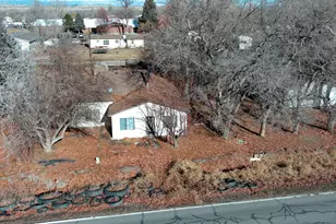 50 S 400 E, Myton, UT 84052 - Photo 5