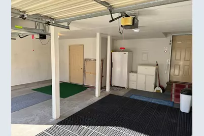 7640 S Quail Springs Cir, Midvale, UT 84047 - Photo 13