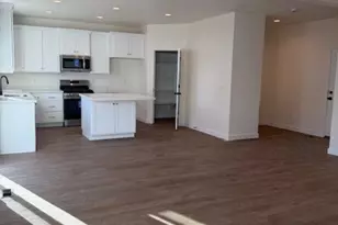 443 W Sapphire Dr, Tooele, UT 84074 - Photo 3