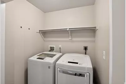 15392 S Tarawa Dr, Bluffdale, UT 84065 - Photo 25