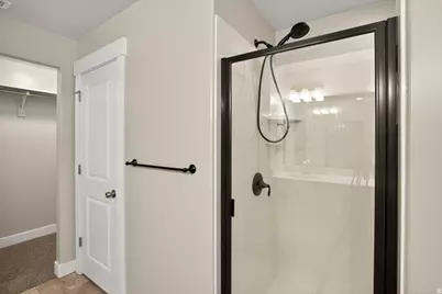 15392 S Tarawa Dr, Bluffdale, UT 84065 - Photo 21