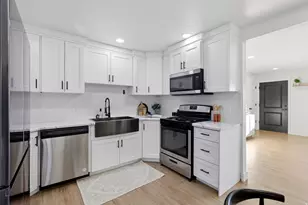 5240 S 5160 W, Salt Lake City, UT 84118 - Photo 9