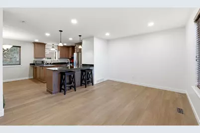 1692 E Ensign Ct, Cottonwood Heights, UT 84121 - Photo 5